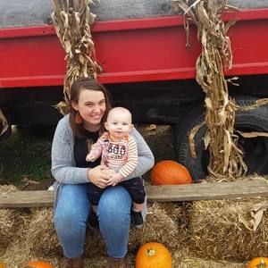 Meet your Posher, Caroline